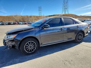 Toyota Camry BASE 2.5L 4 2012