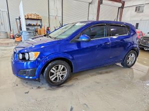 Chevrolet Aveo (Sonic) LT 1.8L 4 2014