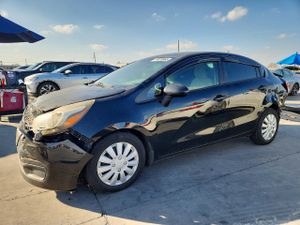 Kia Rio LX 1.6L 4 2013