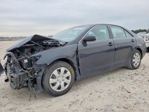 Toyota Camry BASE 2.5L 4 2010