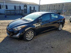 Hyundai Elantra SE 1.8L 4 2015