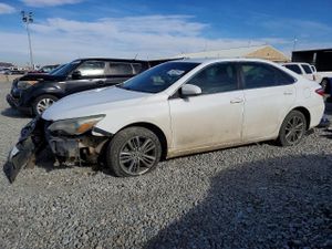 Toyota Camry LE 2.5L 4 2015