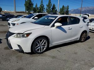 Lexus CT 200 1.8L 4 2015