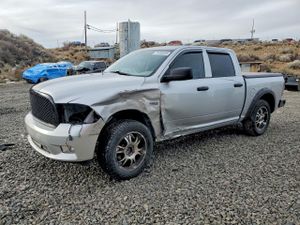 Dodge RAM ST 5.7L 8 2012