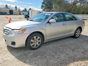Toyota Camry BASE 2.5L 4 2011