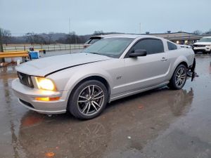 Ford Mustang GT 4.6L 8 2006