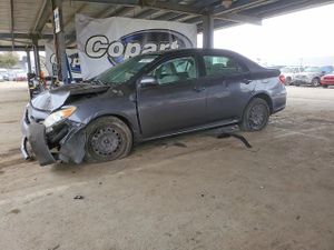 Toyota Corolla BASE 1.8L 4 2013