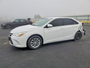 Toyota Camry LE 2.5L 4 2015
