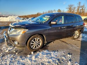Nissan Pathfinder S 3.5L 6 2013