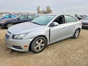 Chevrolet Cruze LT 1.4L 4 2013