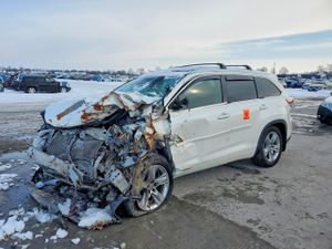 Toyota Highlander LIMITED 3.5L 6 2015