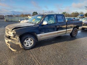 Chevrolet Silverado 1500 C1500 4.8L 8 2002
