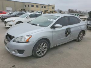 Nissan Sentra S 1.8L 4 2015