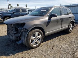 Volkswagen Touareg V6 3.6L 6 2013