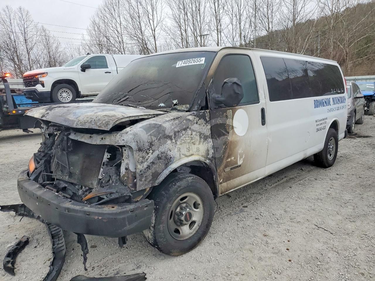 GMC Savana G3500 6.0L 8 2003