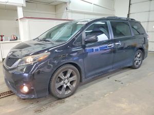 Toyota Sienna SPORT 3.5L 6 2015