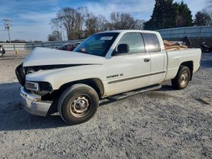 Dodge RAM 5.9L 8 2001