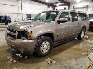 Chevrolet Suburban K1500 LT 5.3L 8 2011