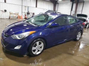 Hyundai Elantra GLS 1.8L 4 2013
