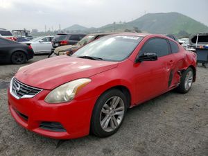 Nissan Altima S 2.5L 4 2012