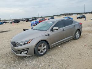 Kia Optima LX 2.4L 4 2015