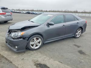 Toyota Camry L 2.5L 4 2014