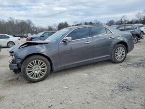 Chrysler 300C 5.7L 8 2013
