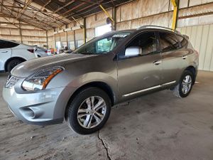 Nissan Rogue S 2.5L 4 2013