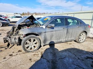 Chrysler 200 LX 2.4L 4 2013