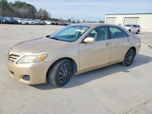 Toyota Camry BASE 2.5L 4 2010