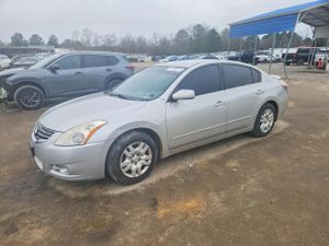 Nissan Altima BASE 2.5L 4 2011