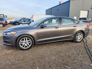 Ford Fusion SE 2.5L 4 2013
