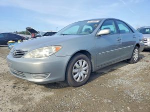 Toyota Camry LE 2.4L 4 2005