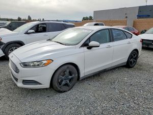 Ford Fusion S 2.5L 4 2013