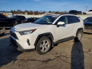 Toyota Rav4 XLE 2.5L 4 2019