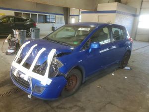 Nissan Versa S 1.8L 4 2012