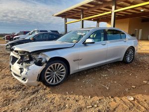 BMW 7 Series LI 4.4L 8 2011