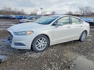Ford Fusion SE 2.5L 4 2013