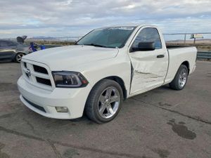 Dodge RAM ST 5.7L 8 2012