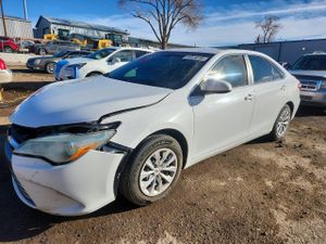 Toyota Camry LE 2.5L 4 2016