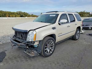 Cadillac Escalade PLATINUM 6.2L 8 2012