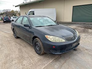 Toyota Camry LE 2.4L 4 2005