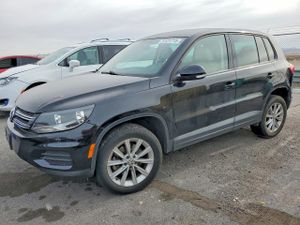 Volkswagen Tiguan S 2.0L 4 2014