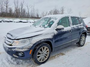 Volkswagen Tiguan S 2.0L 4 2015