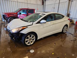 Hyundai Elantra GLS 1.8L 4 2013