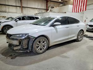 Chrysler 200 LIMITED 2.4L 4 2015