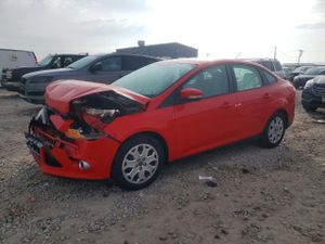 Ford Focus SE 2.0L 4 2012
