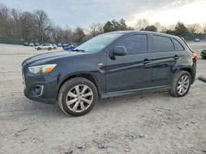 Mitsubishi Outlander ES 2.4L 4 2015