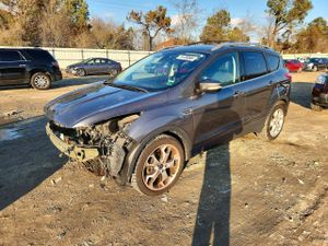 Ford Escape TITANIUM 2.0L 4 2013