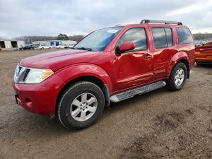 Nissan Pathfinder S 4.0L 6 2012